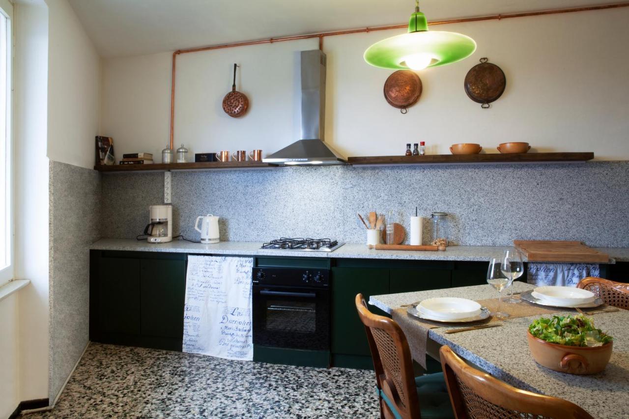 Como Lake Panorama Apartment Sveva Cernobbio Luaran gambar